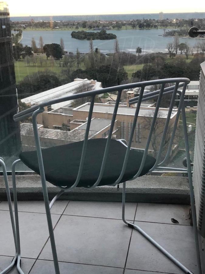Readyset Apartments At Emerald 墨尔本 外观 照片