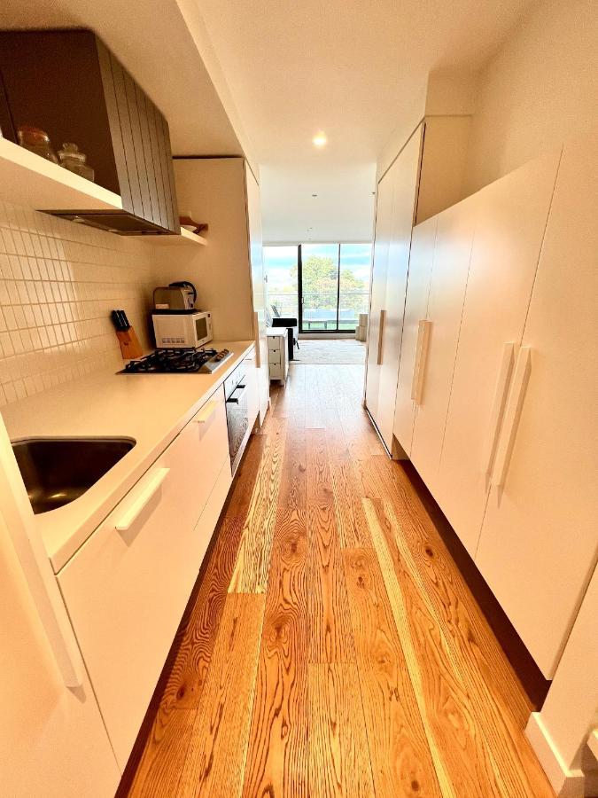 Readyset Apartments At Emerald 墨尔本 外观 照片